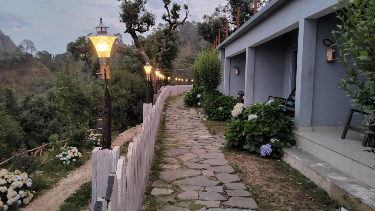 Shiva Valley Resort Kokhliyal Gaon Bagian luar foto