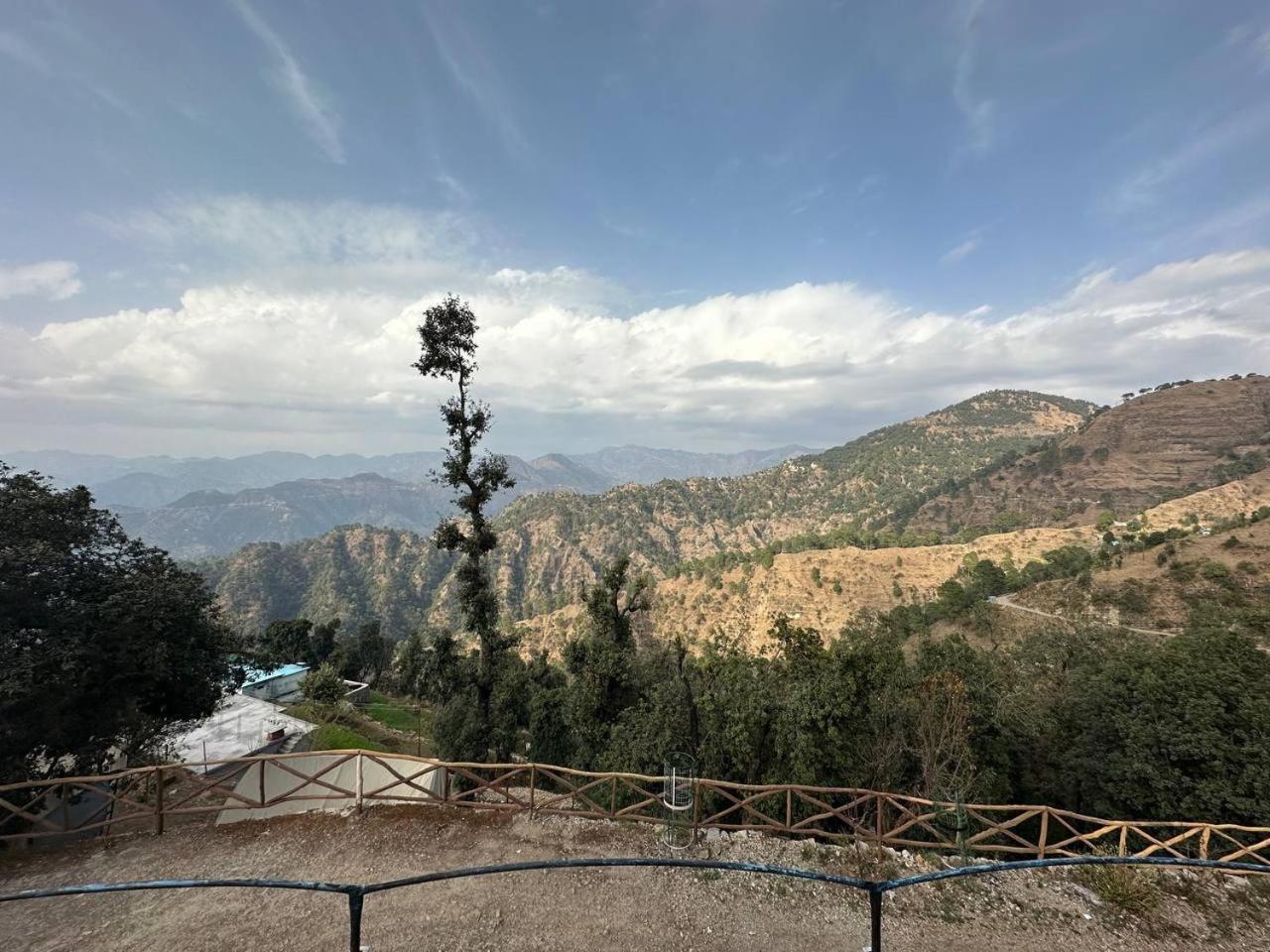 Shiva Valley Resort Kokhliyal Gaon Bagian luar foto
