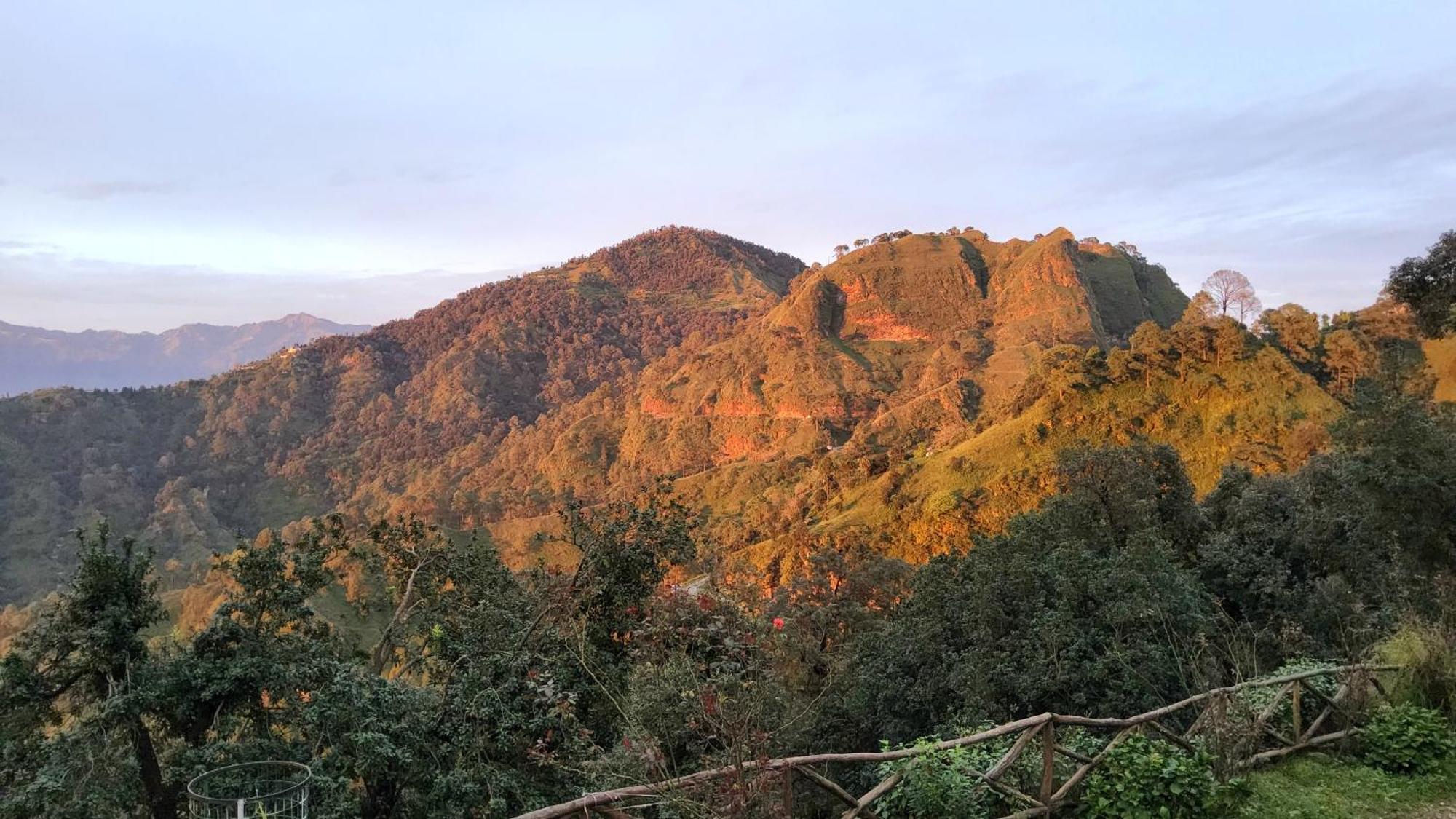 Shiva Valley Resort Kokhliyal Gaon Bagian luar foto