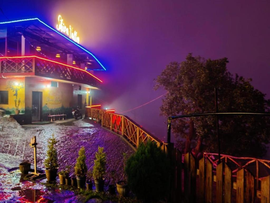 Shiva Valley Resort Kokhliyal Gaon Bagian luar foto