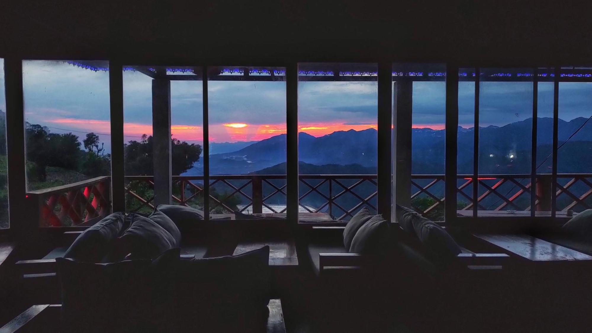 Shiva Valley Resort Kokhliyal Gaon Bagian luar foto